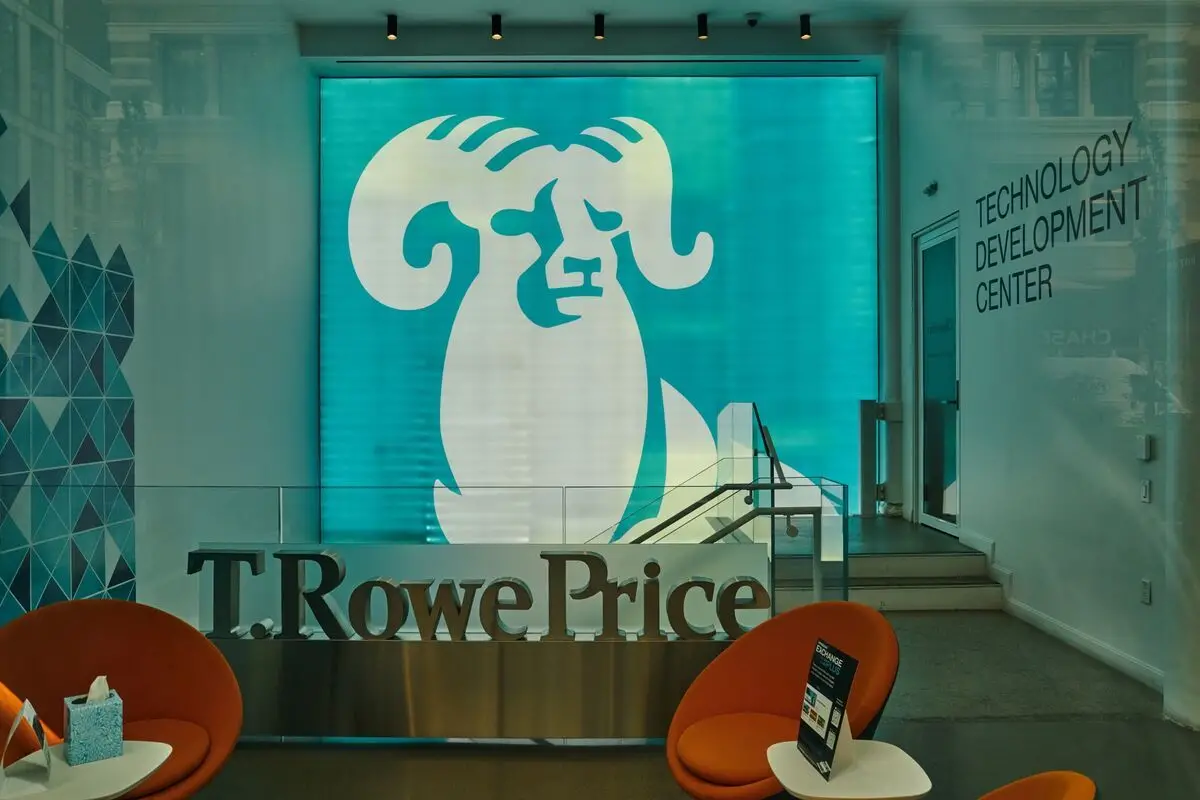  Citi Revises Down T Rowe Price Target Amid Market Uncertainty